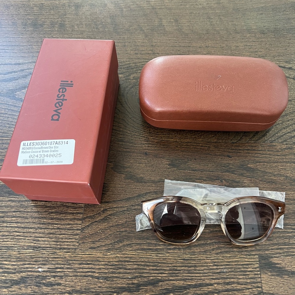 NWT Illesteva Madison Cocoa with Gradient Brown